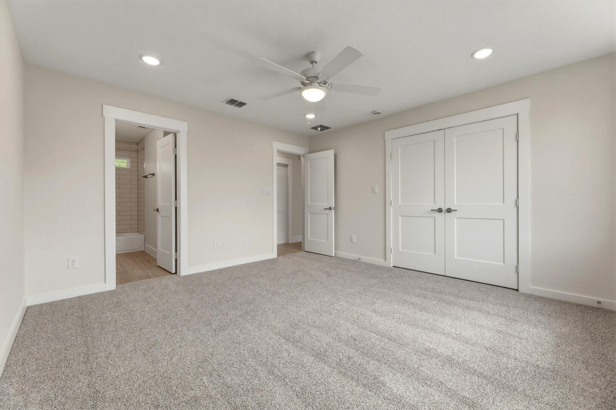 1412 Kent Street Taylor TX 76574