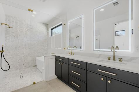 504 District Lane Lago Vista TX 78645