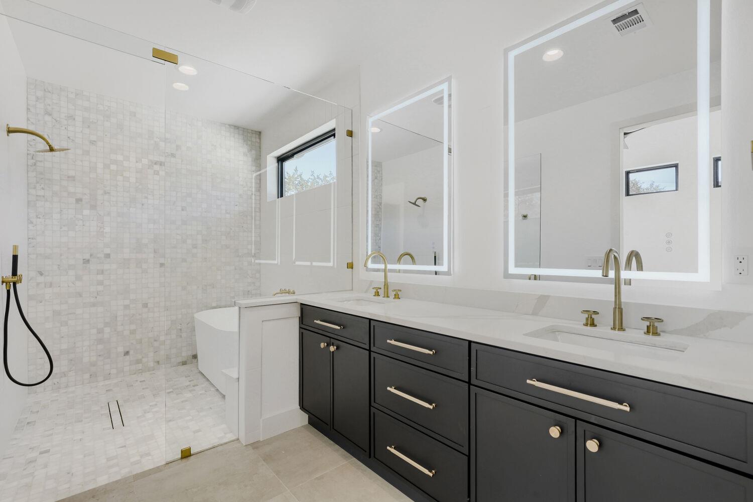 504 District Lane Lago Vista TX 78645