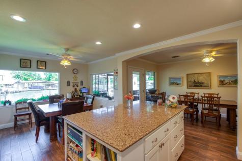 213 Lakeview Sunrise Beach TX 78643
