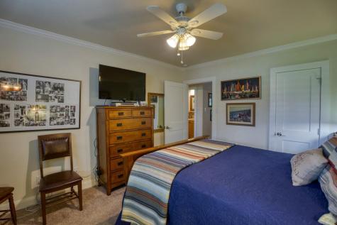 213 Lakeview Sunrise Beach TX 78643