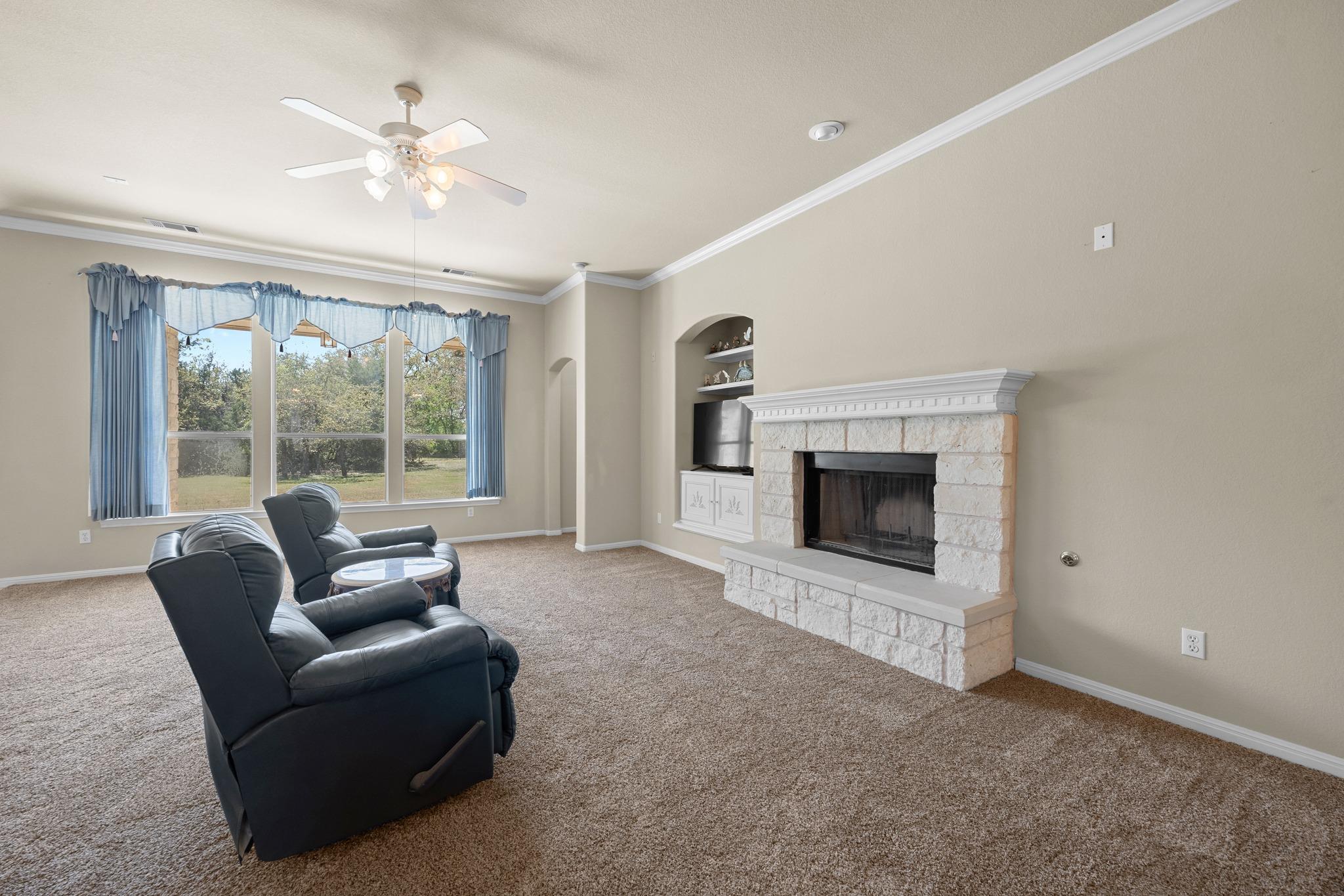105 Oak Plaza Drive Georgetown TX 78628