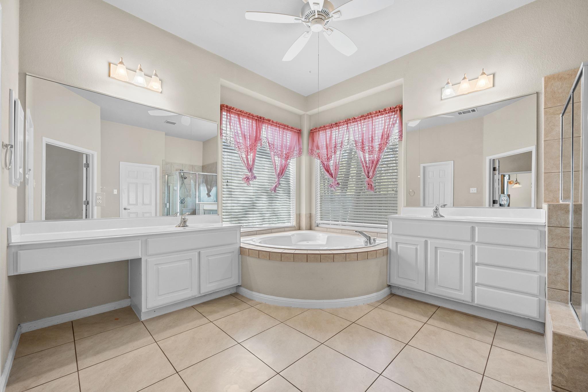 105 Oak Plaza Drive Georgetown TX 78628