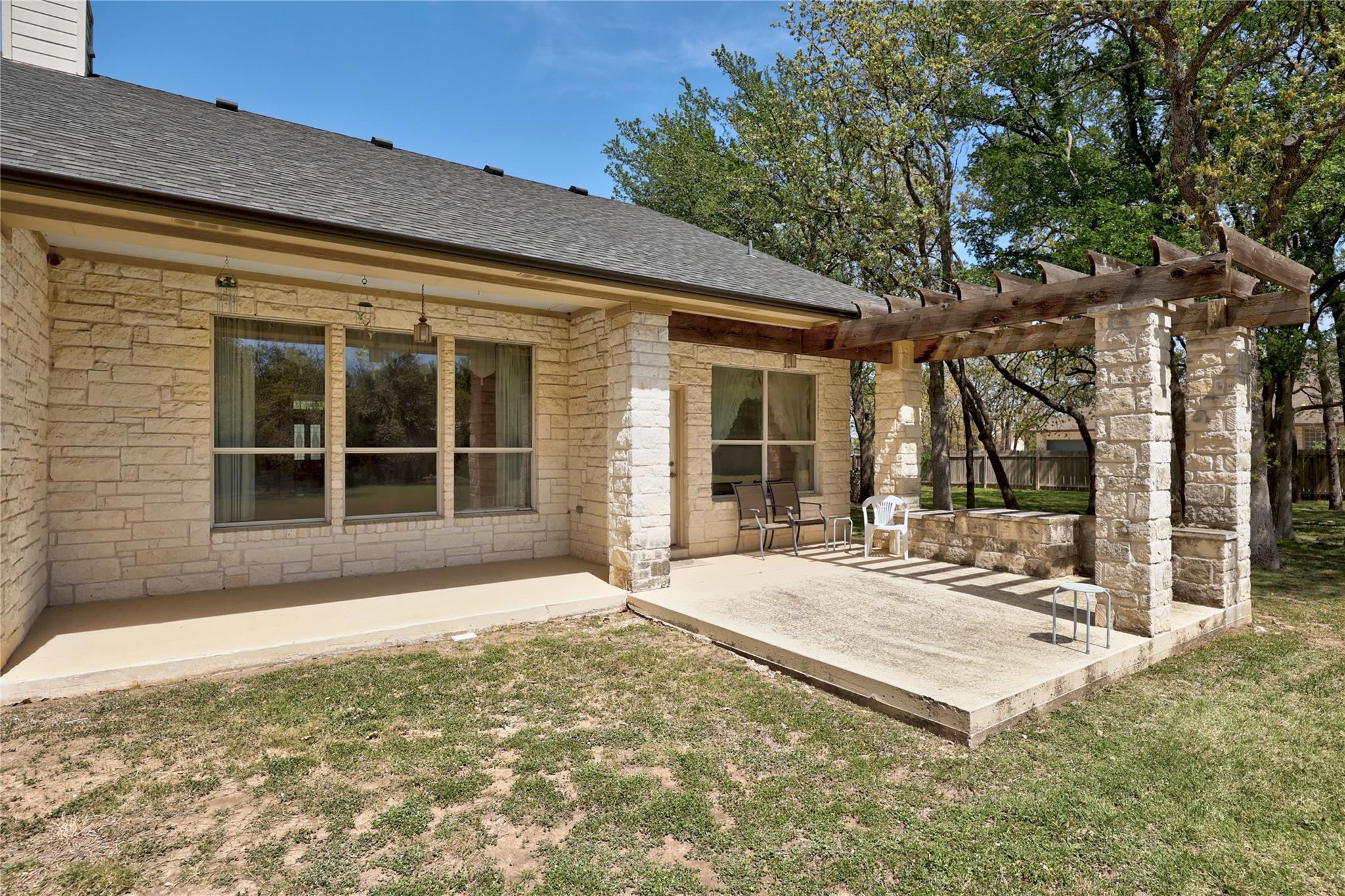 105 Oak Plaza Drive Georgetown TX 78628