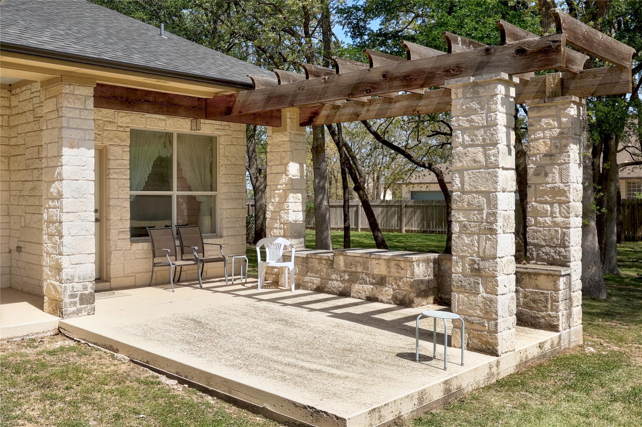 105 Oak Plaza Drive Georgetown TX 78628