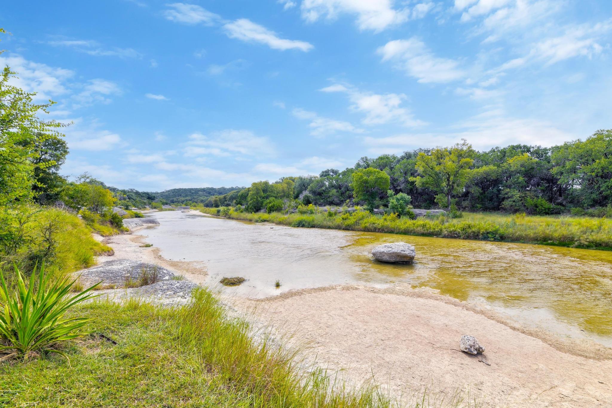 105 Oak Plaza Drive Georgetown TX 78628