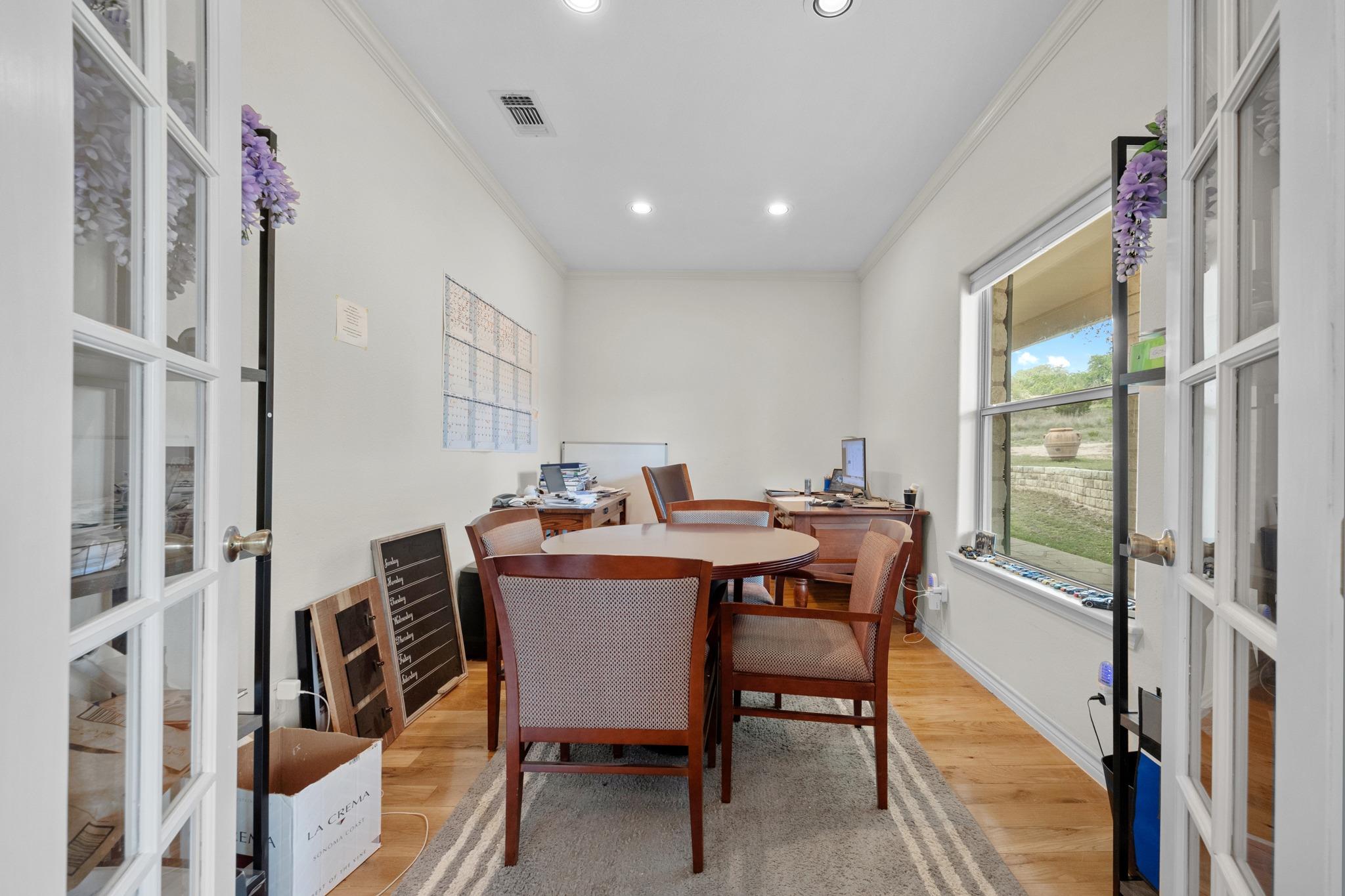 301 Hall Lane Spicewood TX 78669