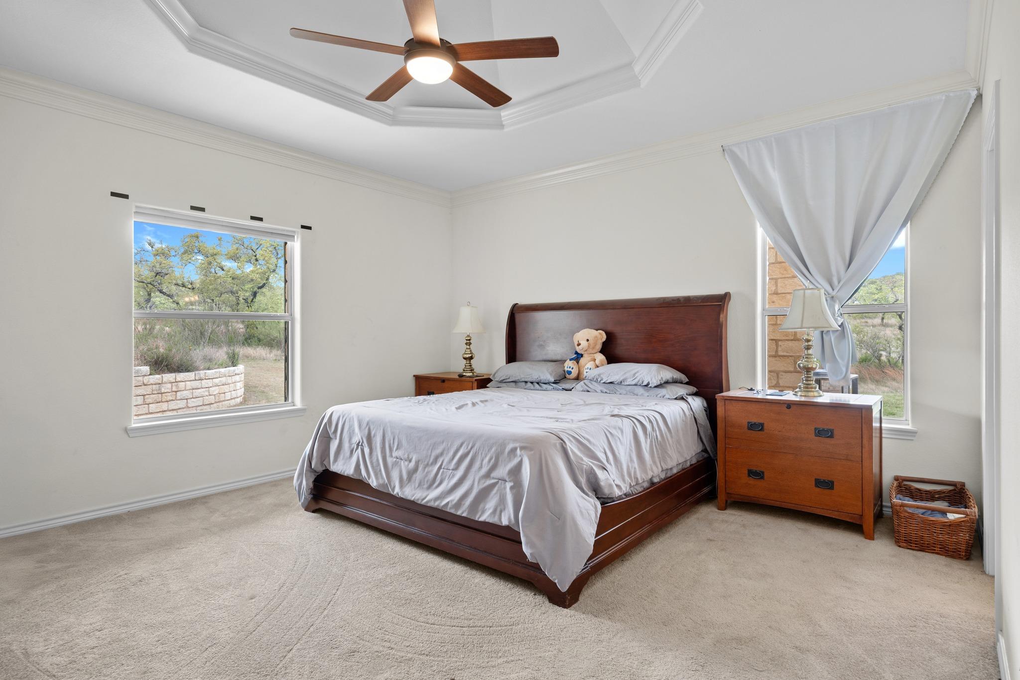 301 Hall Lane Spicewood TX 78669