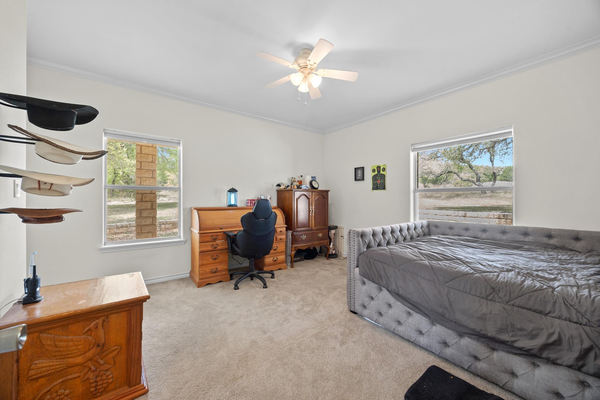 301 Hall Lane Spicewood TX 78669