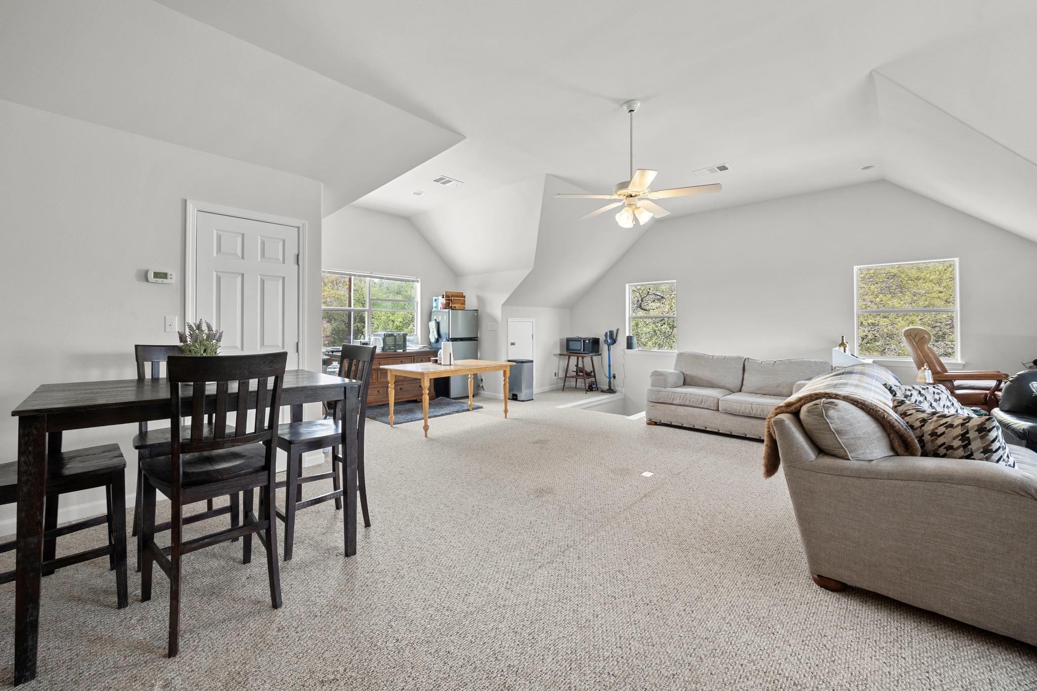 301 Hall Lane Spicewood TX 78669