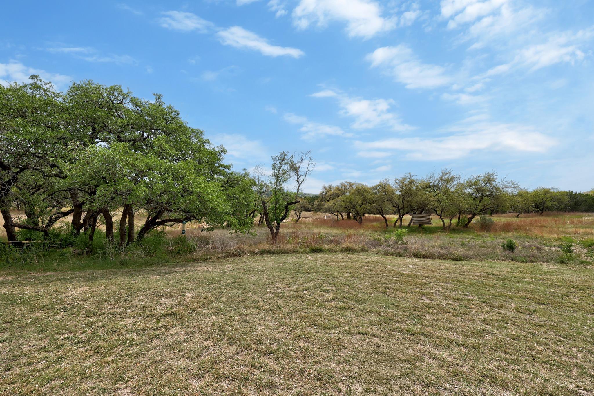 301 Hall Lane Spicewood TX 78669