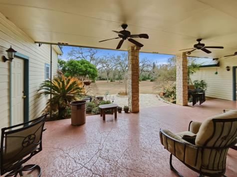 1036 Sherrill Lane Lexington TX 78947