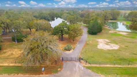 1036 Sherrill Lane Lexington TX 78947