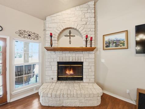 1036 Sherrill Lane Lexington TX 78947