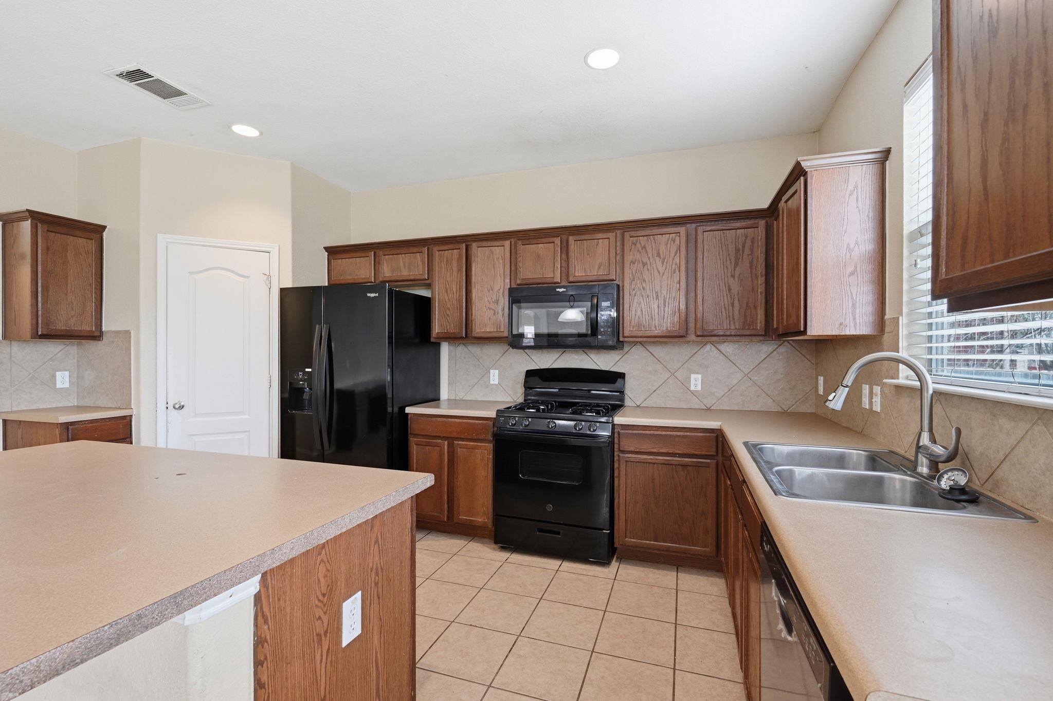 12621 Wayne Spur Lane Elgin TX 78621