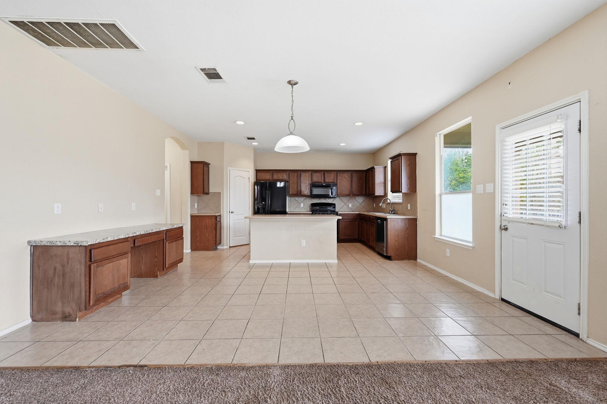 12621 Wayne Spur Lane Elgin TX 78621
