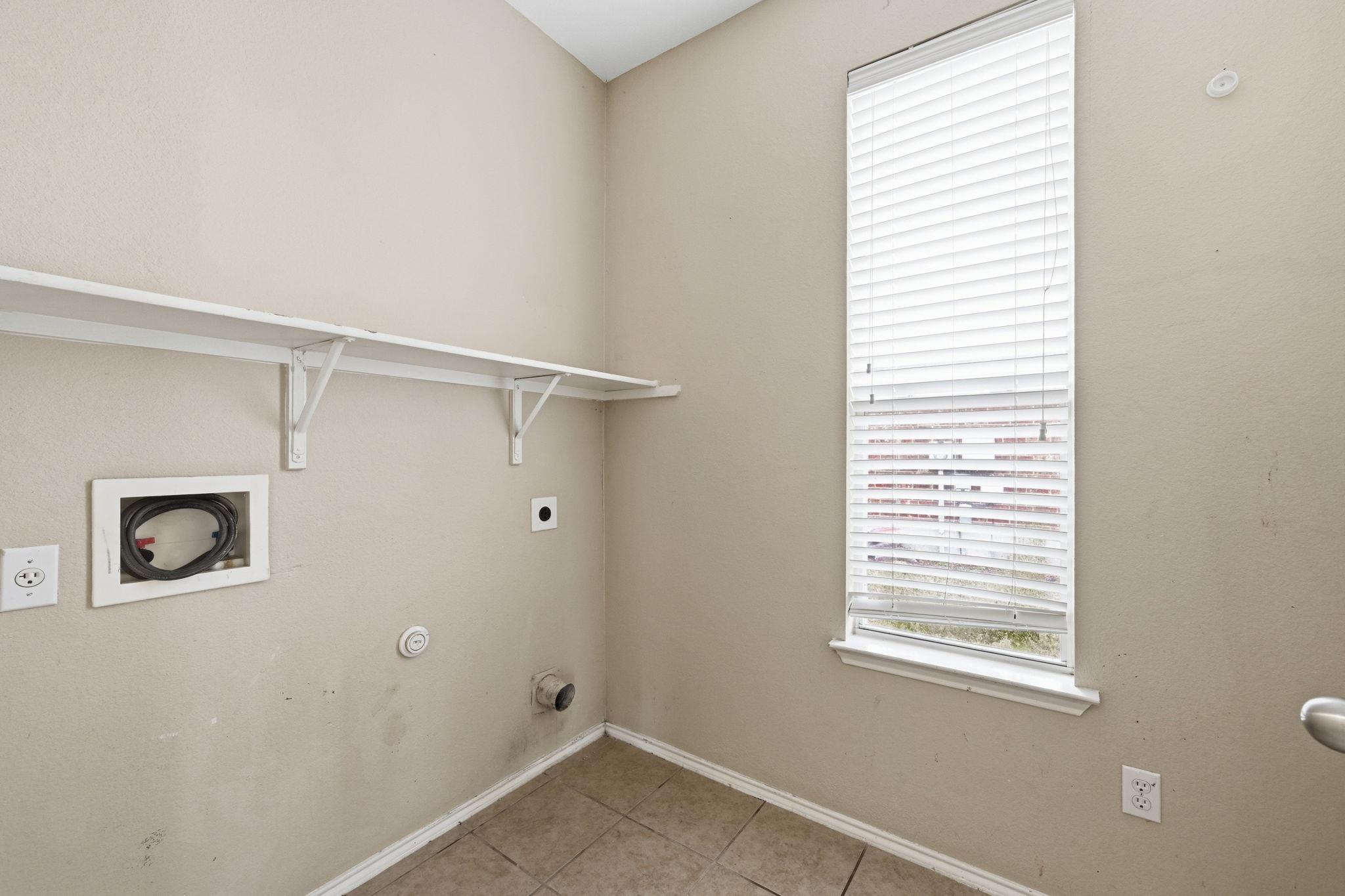 12621 Wayne Spur Lane Elgin TX 78621