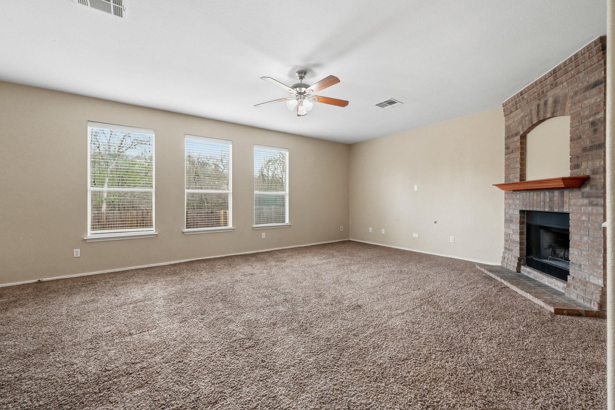 12621 Wayne Spur Lane Elgin TX 78621