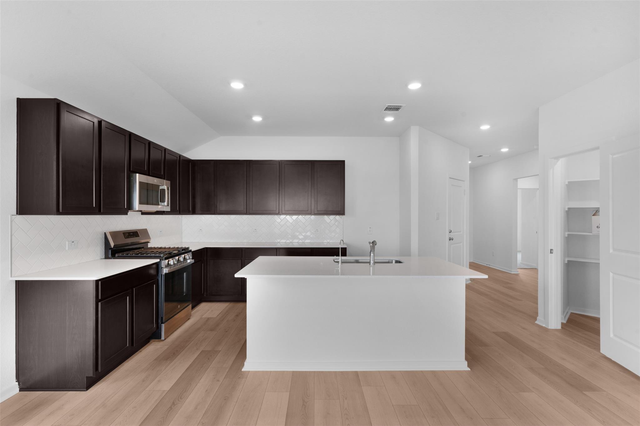 13701 Tucker Hedge Pass Elgin TX 78621