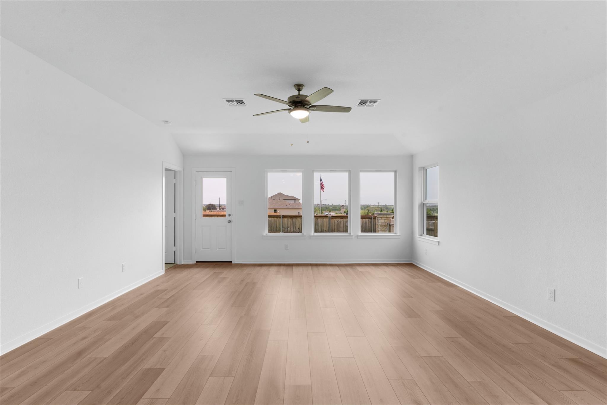 13701 Tucker Hedge Pass Elgin TX 78621