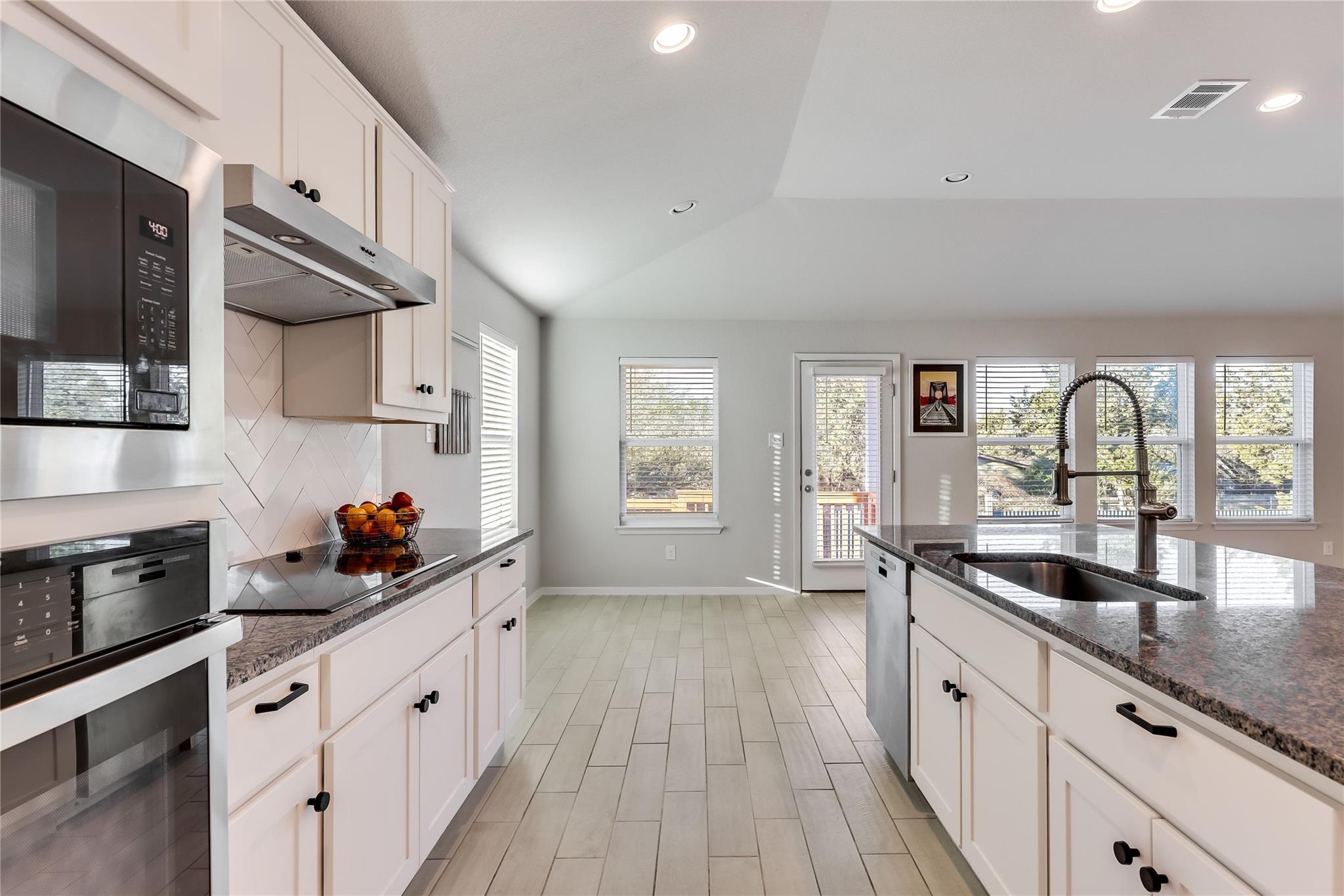 21522 Horseshoe Loop Lago Vista TX 78645