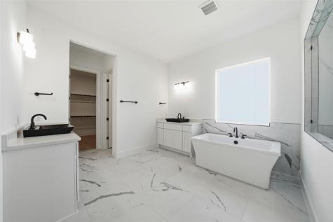 2413 Vittoria View Leander TX 78641