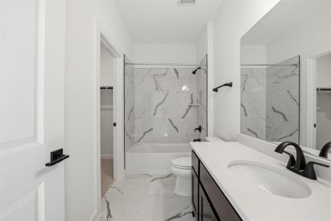 2413 Vittoria View Leander TX 78641