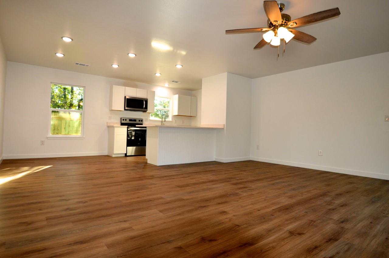 1653 Navajoe Trail Kingsland TX 78639