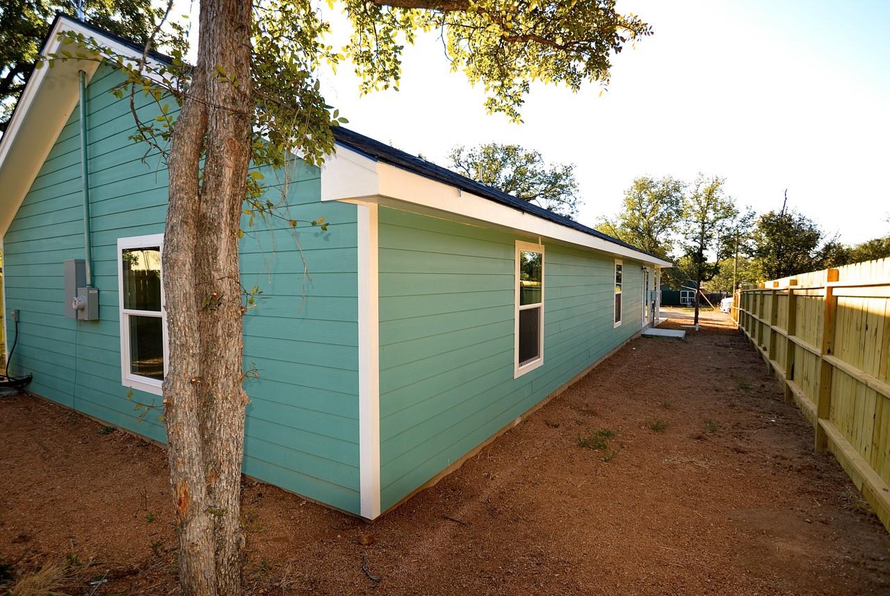 1653 Navajoe Trail Kingsland TX 78639
