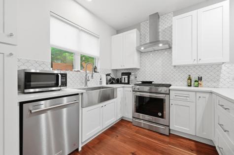 105 Elkhart Street Austin TX 78702