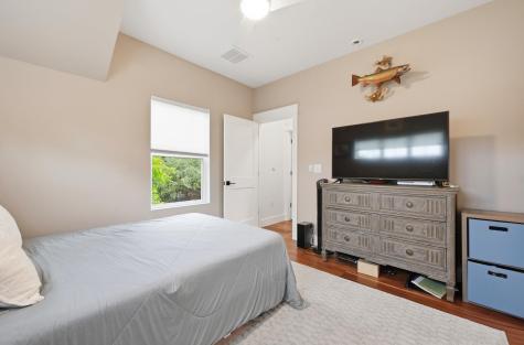 105 Elkhart Street Austin TX 78702