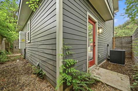 105 Elkhart Street Austin TX 78702