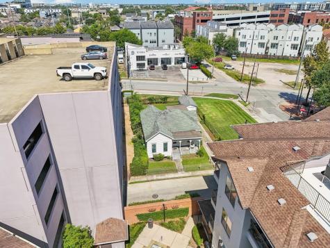 1106 Oneil Street Houston TX 77019
