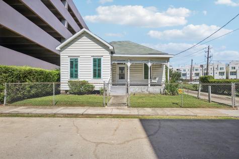 1106 Oneil Street Houston TX 77019