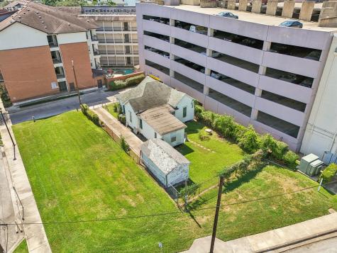 1106 Oneil Street Houston TX 77019