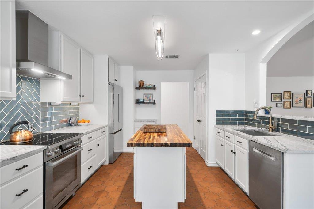 12702 Trails End Road Cedar Park TX 78641