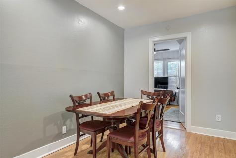 5204 Huisache Street Austin TX 78751