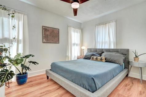 5204 Huisache Street Austin TX 78751