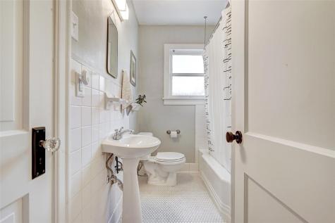 5204 Huisache Street Austin TX 78751