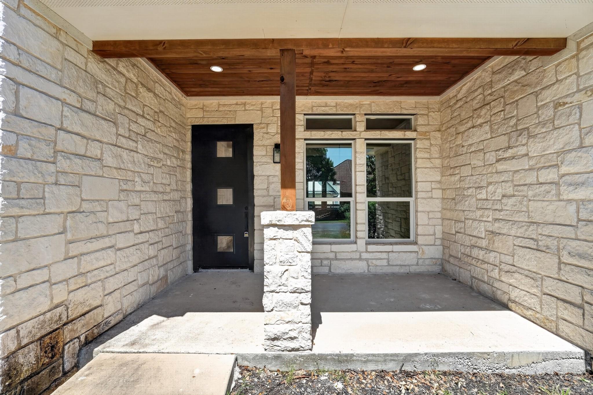 100 W Up There Horseshoe Bay TX 78657