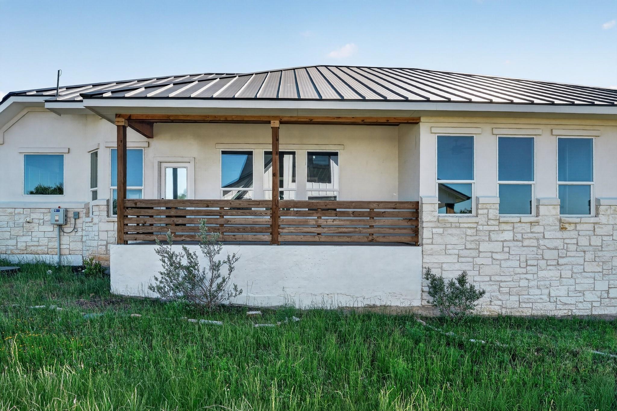 100 W Up There Horseshoe Bay TX 78657