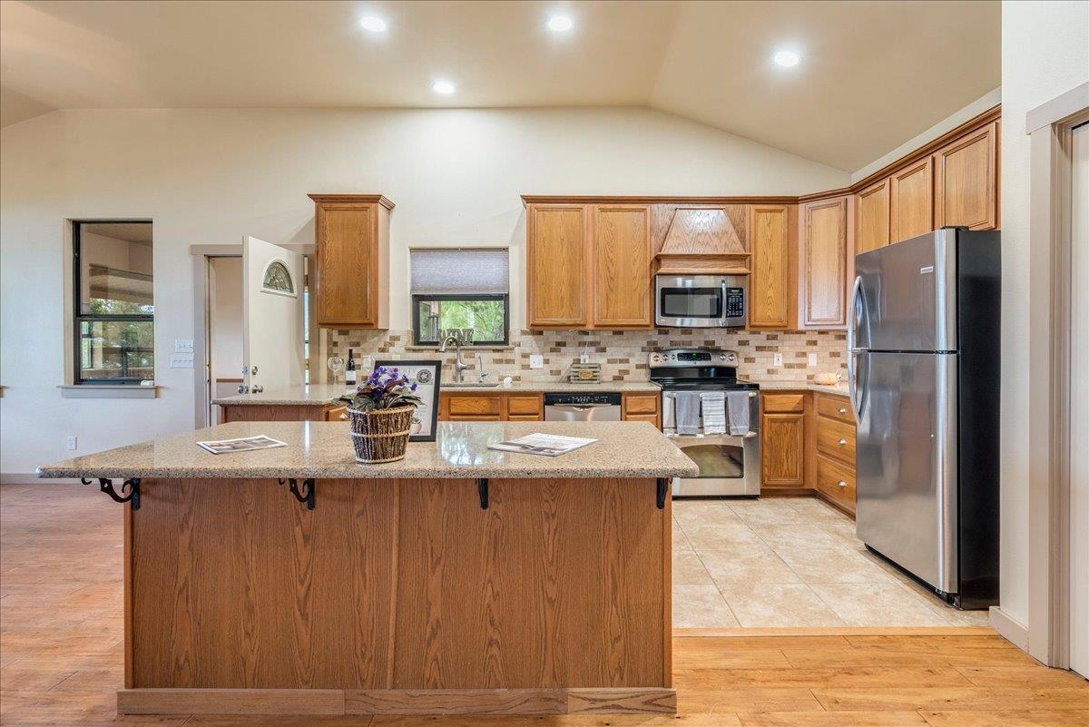 123 Horseshoe Drive Burnet TX 78611