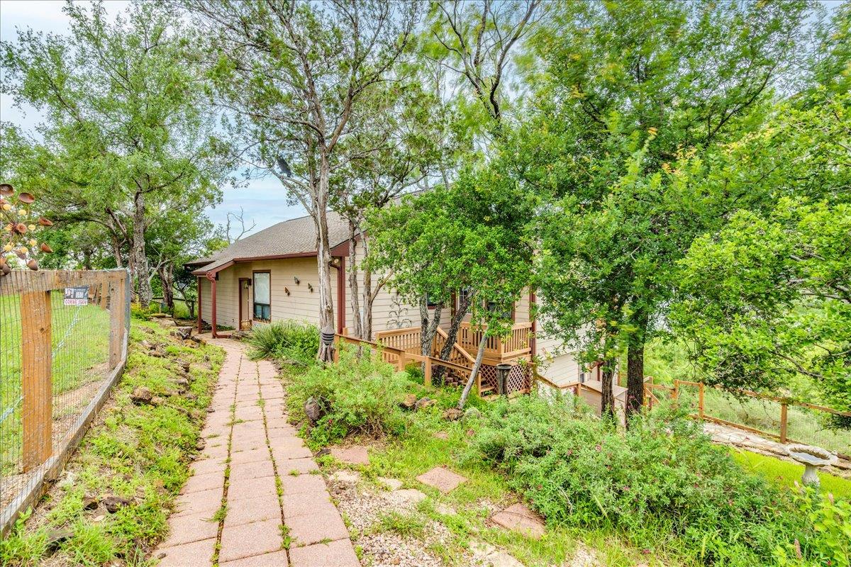 123 Horseshoe Drive Burnet TX 78611