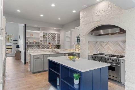 4018 Bee Creek Road Spicewood TX 78669