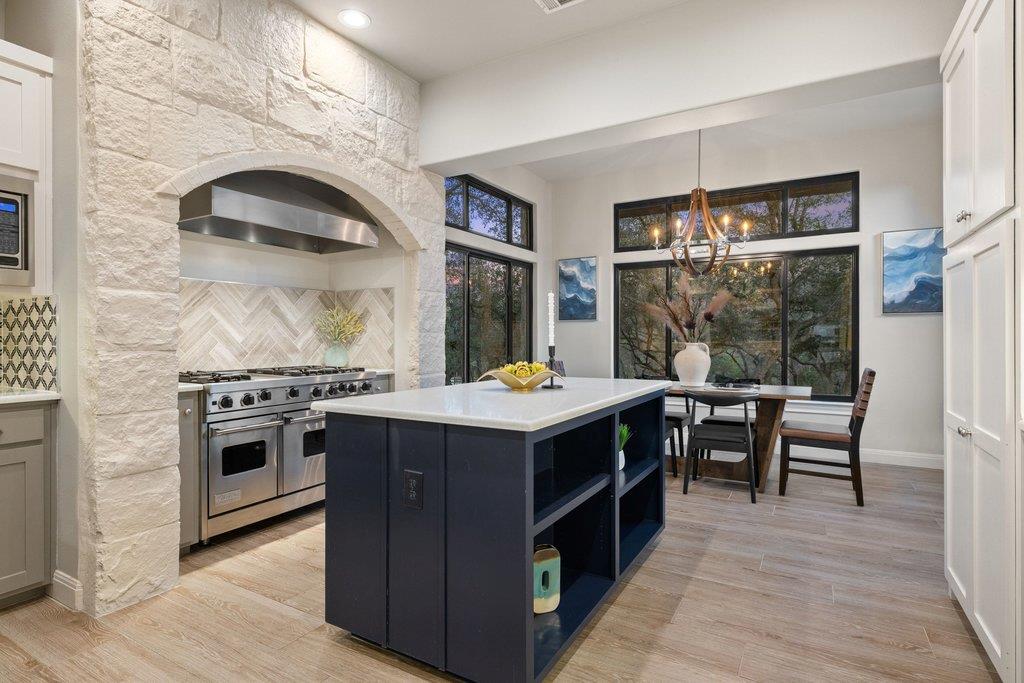 4018 Bee Creek Road Spicewood TX 78669
