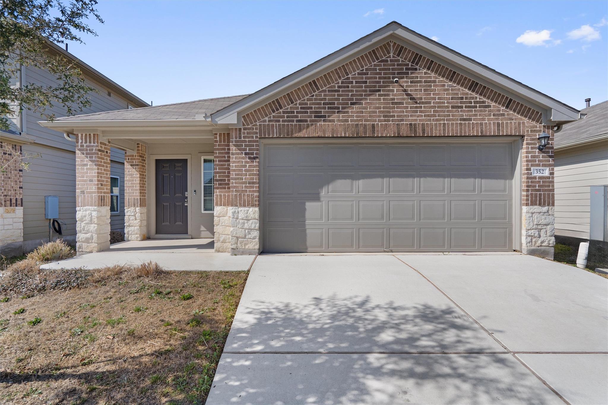 352 Sickle Loop Uhland TX 78640