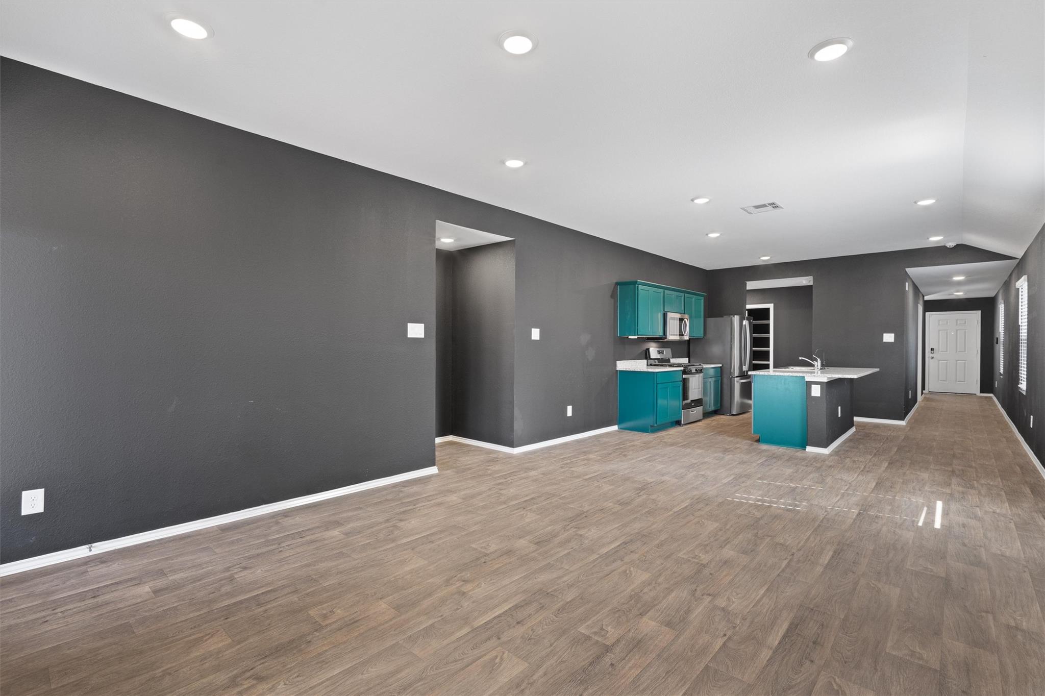 352 Sickle Loop Uhland TX 78640