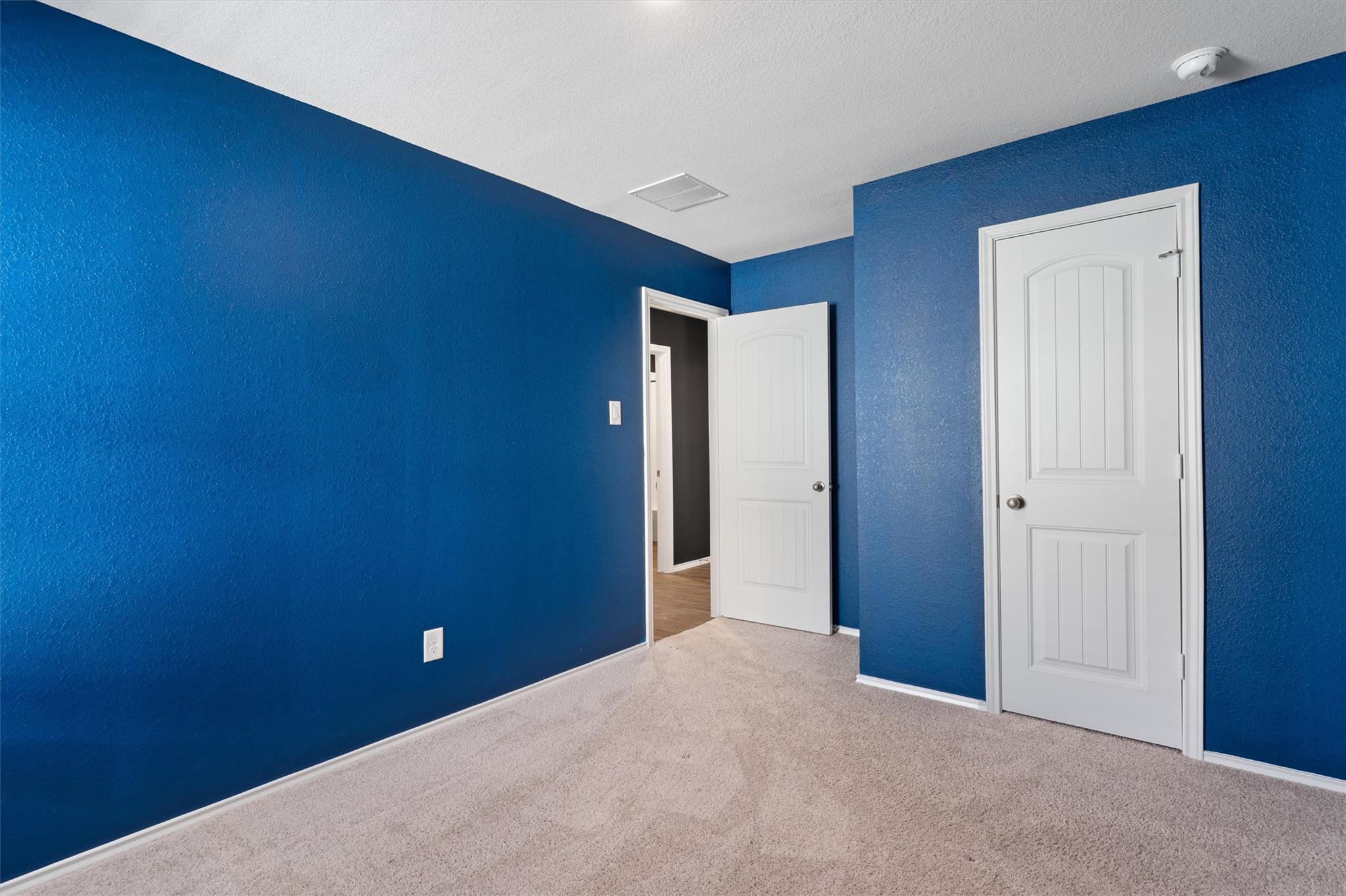 352 Sickle Loop Uhland TX 78640