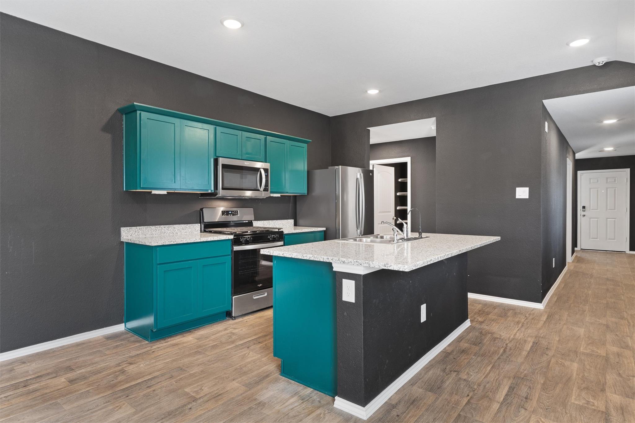 352 Sickle Loop Uhland TX 78640
