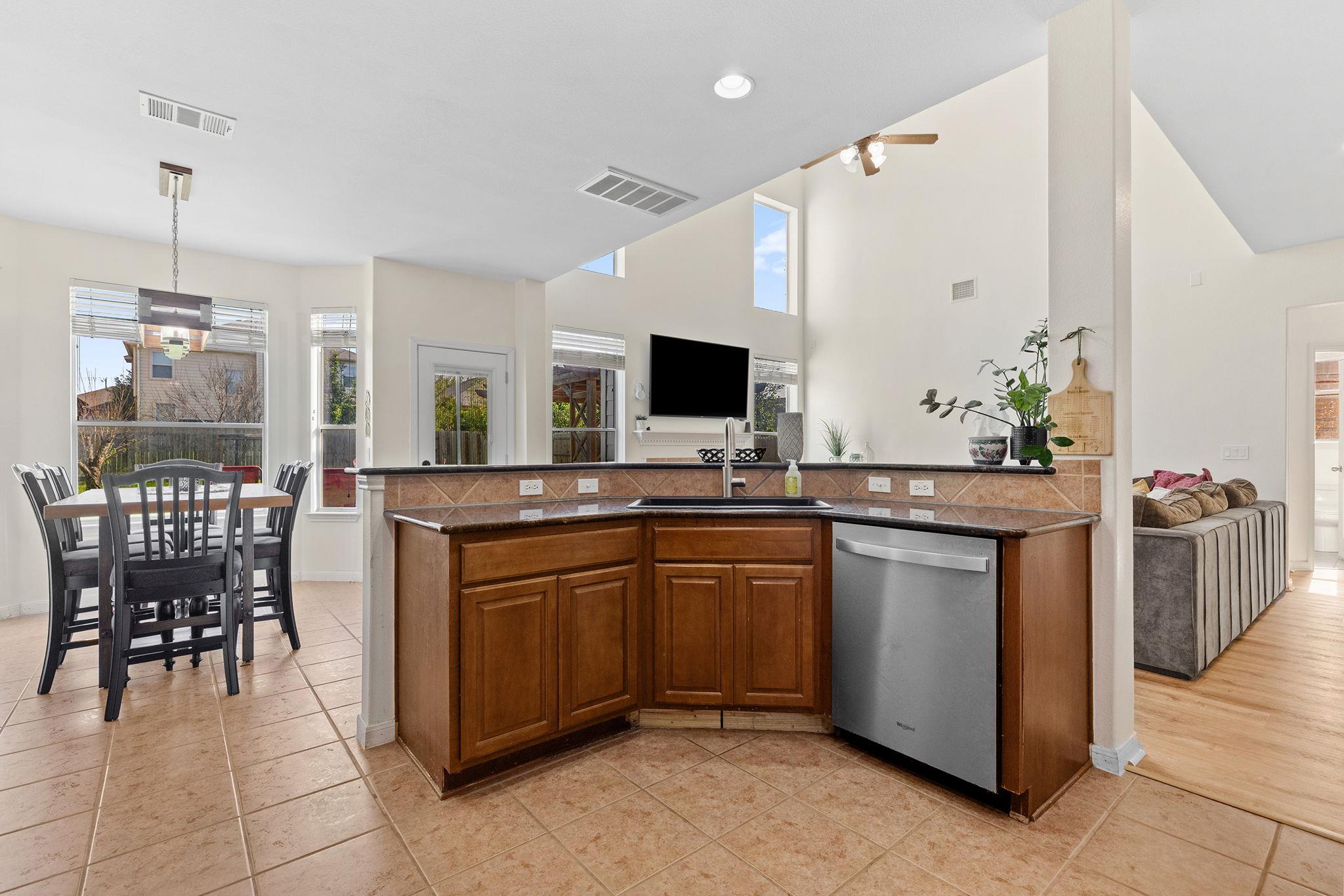 3517 Shiraz Loop Round Rock TX 78665